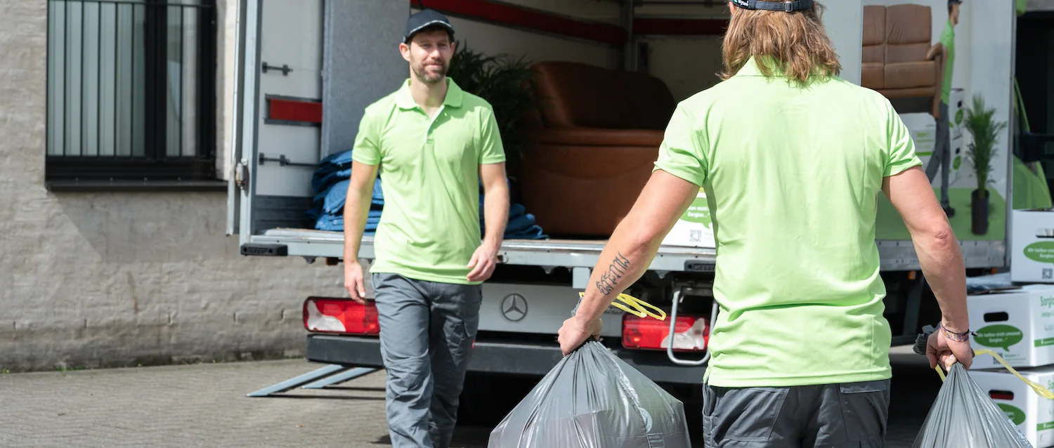 Mitarbeiter der Entrümpelung in Essen