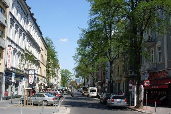 lorettostraße in düsseldorf unterbilk