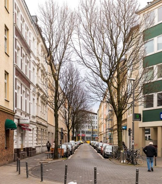 Straße in Köln Kalk zum Entrümpeln